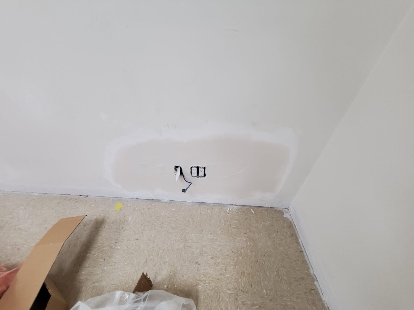 A room with the word " y " written on it.